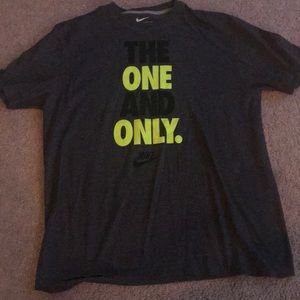 Men’s Nike T-shirt